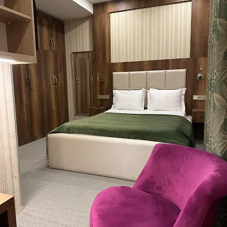 Hotel Mardy 3*