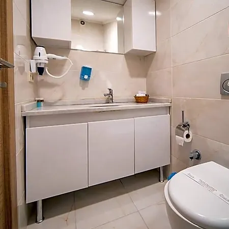Otel Mardy Ataturk Airport 3*