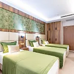 Mardy Ataturk Airport 3*