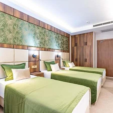 Mardy Ataturk Airport 3*